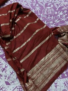 Elegant Maroon Kurta with Embellished Neckline