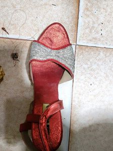 Sparkling Red Strappy Sandals 👠👠