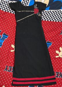 Kurta And Black Colour Is always in trend