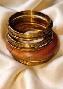 🆕Unique Wooden &amp; Gold Bangles Set