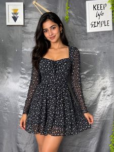 H&M Chic Floral Print Mini Dress