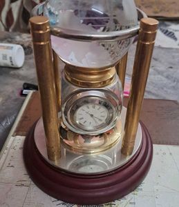 vintage rotating desk clock