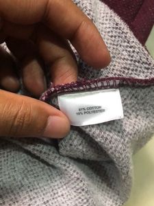 Maroon Crew Neck Graphic Sweatshirt