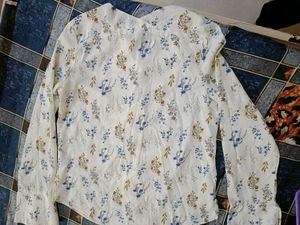 Floral Print V-Neck Long Sleeve Top