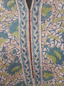 Beautiful Floral Print Kurta