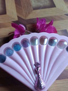 Pink Peacock Eyeshadow Palette
