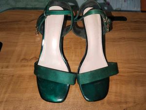 Elegant Emerald Green Heels