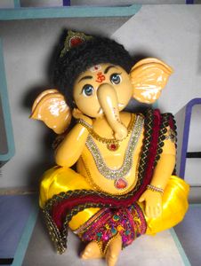 resin Cotting Handcrafted Ganesha Idol
