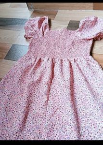 Cute Pink Floral &amp; White Tiered Dresses