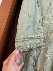 Avassa Green Kurta with Gold Print