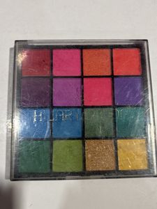 HILARY RHODA EYESHADOW PALLETE
