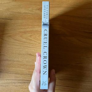 Cruel Crown by Victoria Aveyard