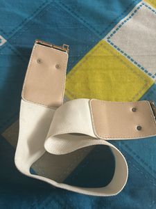 Very Pretty White Stretchable Waist Belt