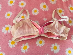 Pretty Pink Lace Trim Bra