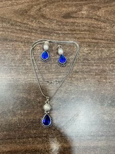 Elegant Blue Stone Necklace &amp; Earrings Set