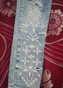 Embellished Light Wash Skinny Jeans