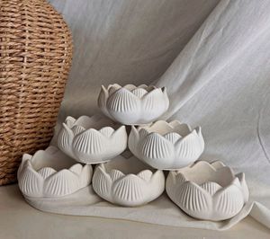 Set of 6 Lotus candle bowls