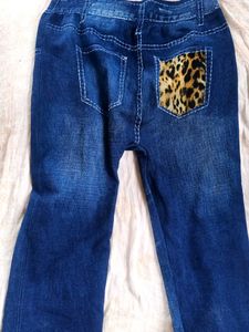 (Baddie jeans💅) Denim Leopard Print Jeans