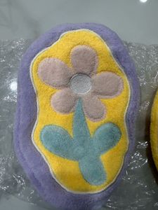 Set of 4 Cute Flower Handtowels