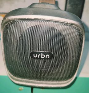 Urbn  Bang  1000 Speaker. Like New. Good Condition