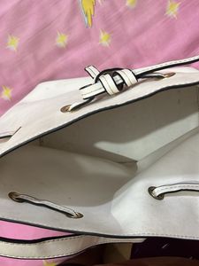 Stylish White Hobo Bag