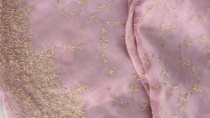 HOLI DEAL PRICE DROP !❤ New Stunning Mauve Saree