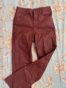 Chic Burgundy Coated Jeans