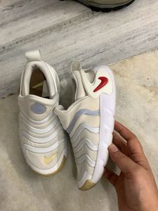 Unisex Cream Nike Slip-On Sneakers