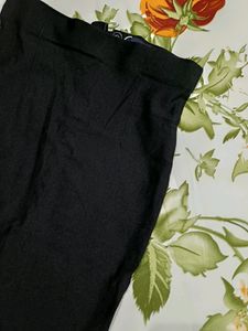 Solid Formal Pencil Skirt