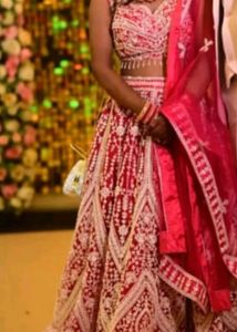lehanga blouse dupatta