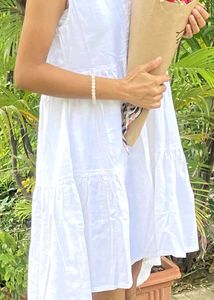 Chic White Tiered Midi Dress
