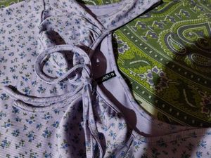 Floral Tie-Front Crop Top baby doll to