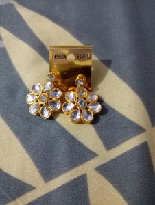 New Without Tag  Pretty Neckl
