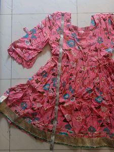 Offer!! Pink Floral Kurta Set