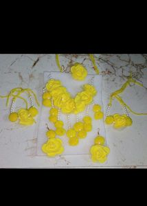 Yellow Floral Jewellery Set