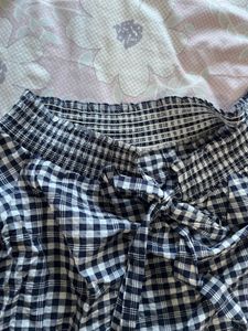 Cute Gingham Off-Shoulder Top