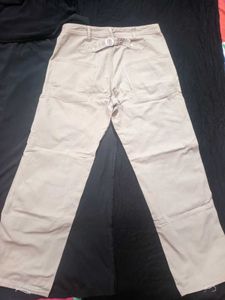 Beige Cotton Pants with 3D pockets