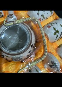 Set Of 6 Porcelain Cups With One Kettle