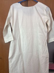 Elegant Embroidered Kurta