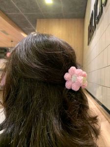 Flower Claw Hair Clip