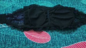Black Lace Strapless Bra