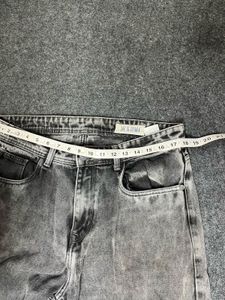 lite used black washed baggy jeans