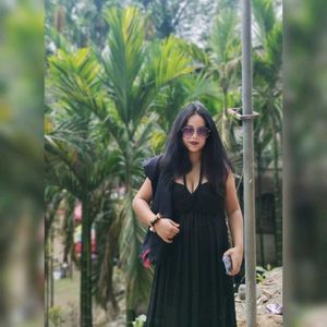Elegant Black Halter Neck Maxi Dress