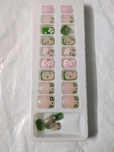 Korean Poligel Nails(Set Of 24 Pieces)