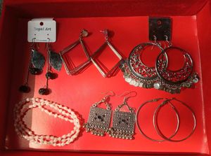 Earrings Combo Offer + One Free Gift 🎁