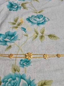 Elegant Gold Flower choker/Mangtika