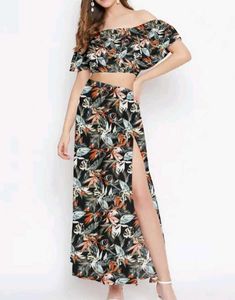Floral Print Off-Shoulder Crop Top &amp; Skirt Set