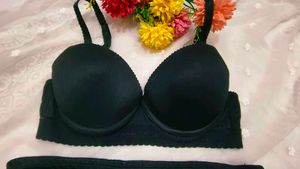 Classic Black Lace Trim Bra with high waist penty