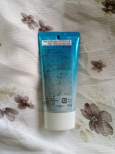 Biore UV Watery Essence Trendy Sunscreen