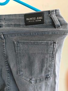 Slim Fit Jean